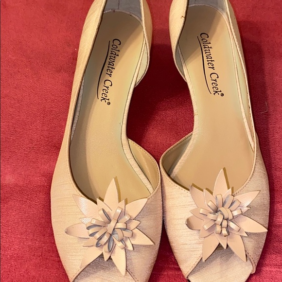 Cold water creek pump heels size 8 NWT peep toe. - Picture 1 of 5
